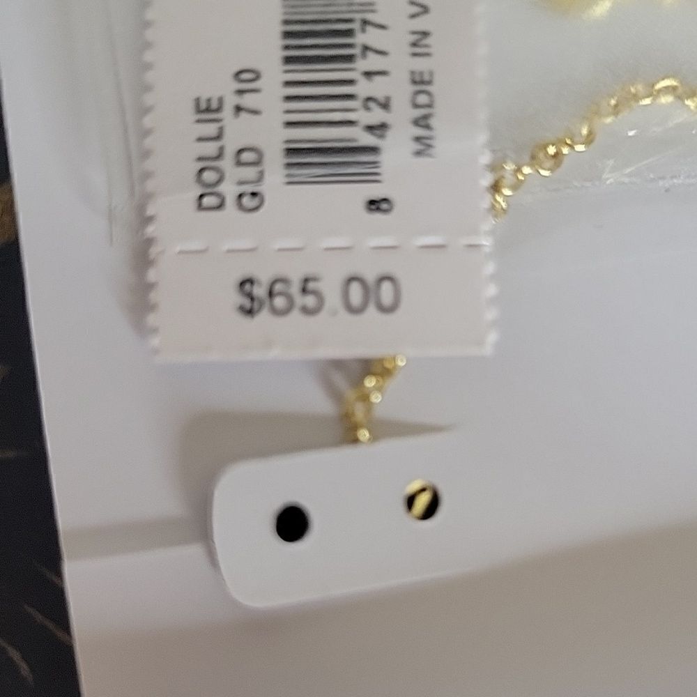 KENDRA SCOTT Goldtone Dolly Necklace NWT - Picture 5 of 6